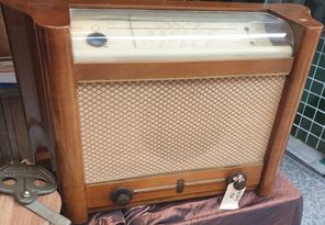 Real Retro Bluetooth Radio Model Waldorp (1948)