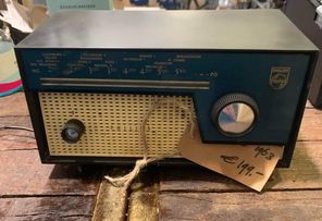 Real Retro Bluetooth Radio Model ( Philips 1963 )